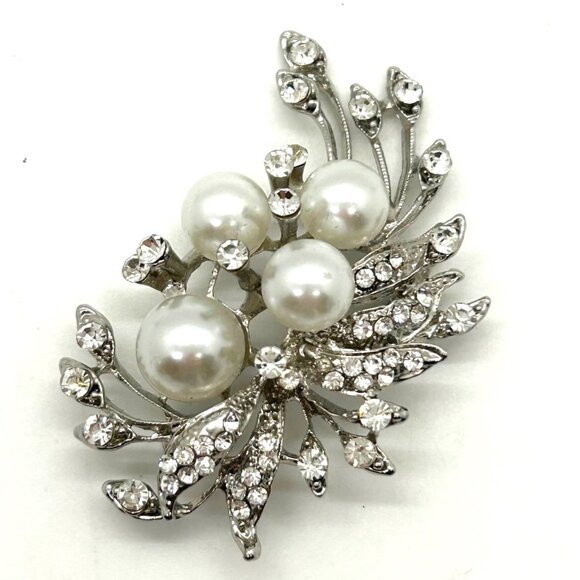 Estate Jewelry - Faux Pearl & Rhinestone Brooch Silver-tone Floral Pin Glam Elegant